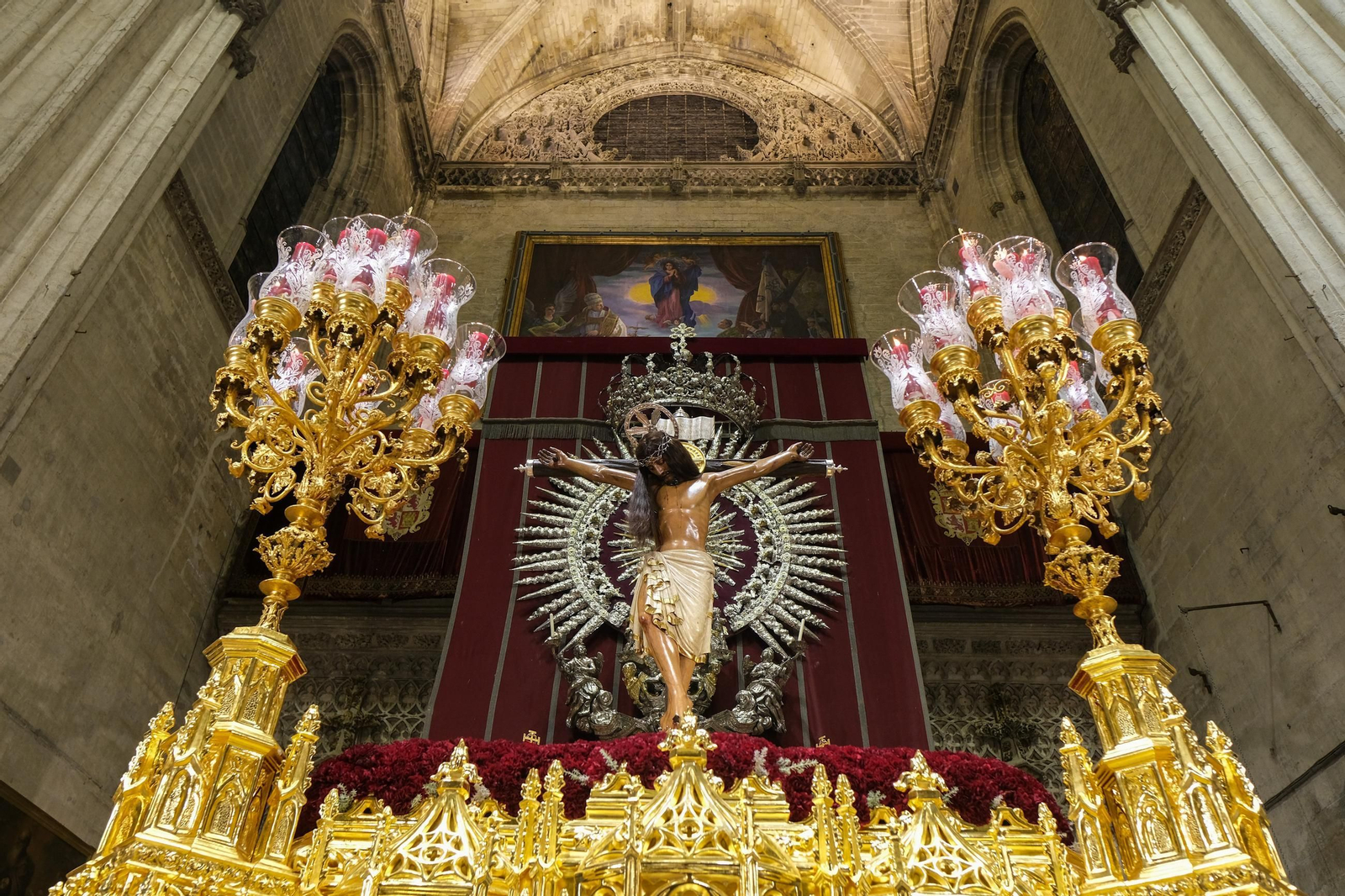 Imágenes de la procesión extraordinaria de regreso del Cristo de San Agustín a San Roque
