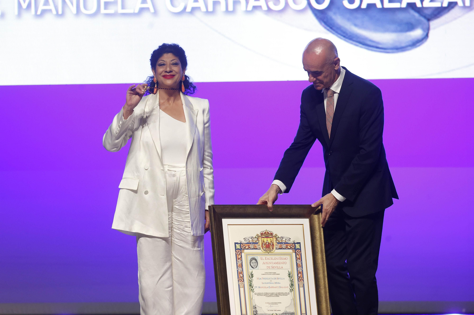 Las imágenes de la entrega de las medallas de la ciudad
