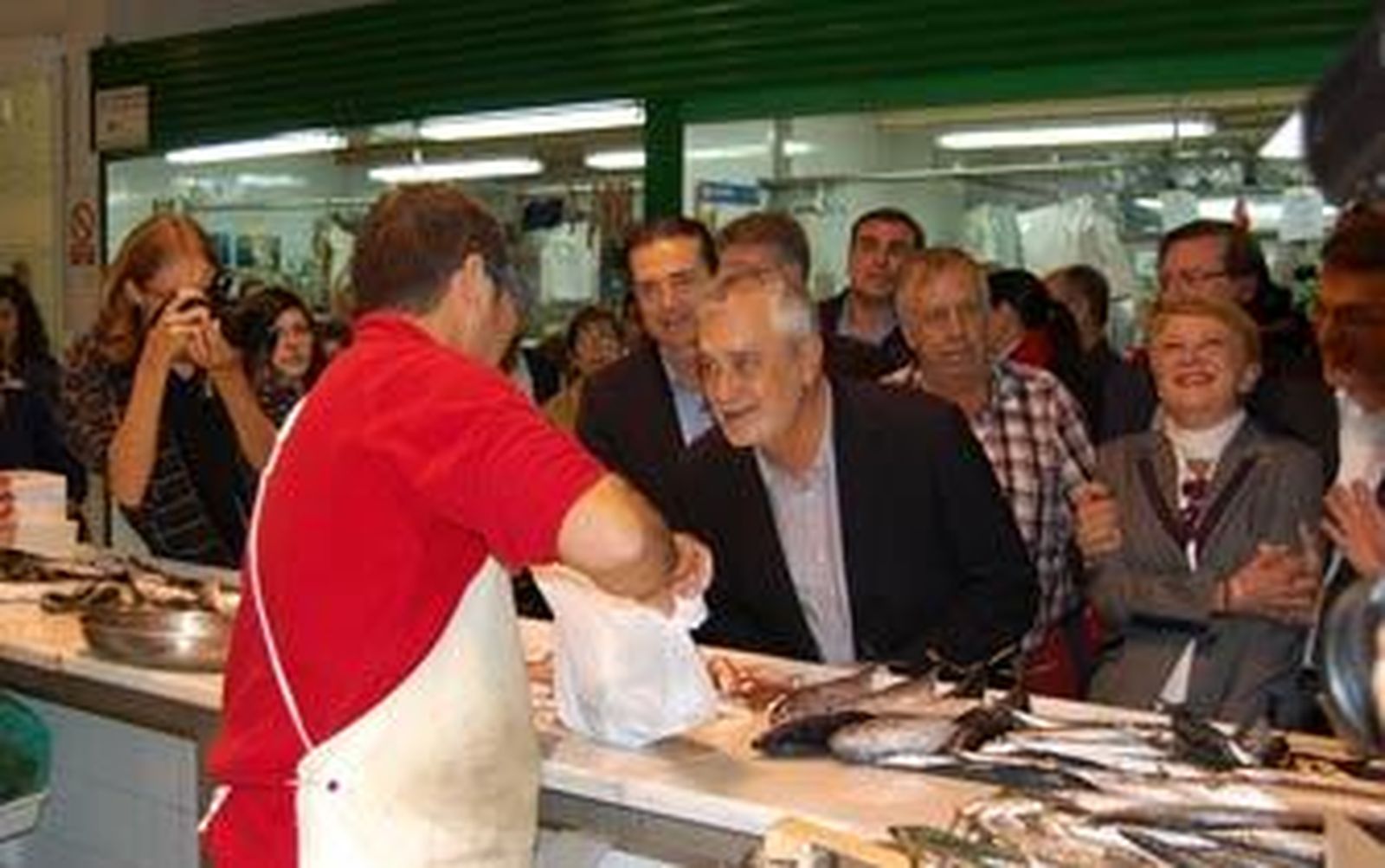 "Rajoy y Arenas se contradicen al hablar sobre el Plan Hidrológico"