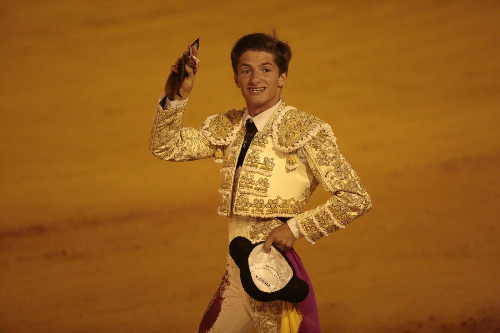 Las imágenes de la primera novillada de promoción en La Maestranza