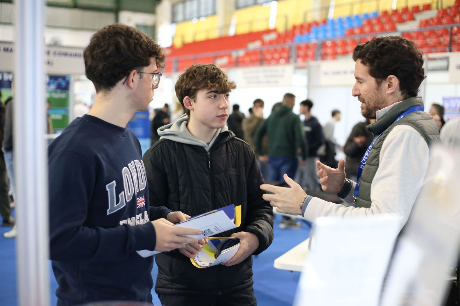 El Salón del Estudiante de Lucena, en imágenes
