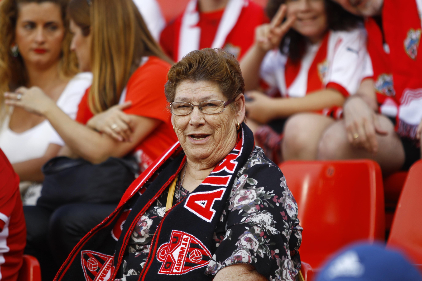 Imágenes del partido U.D. Almería-Real Valladolid C.F.