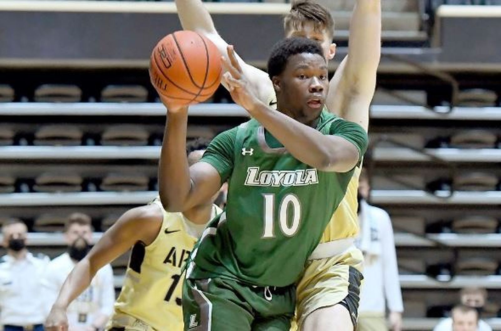 Gody Dike está a un partido de la March Madness