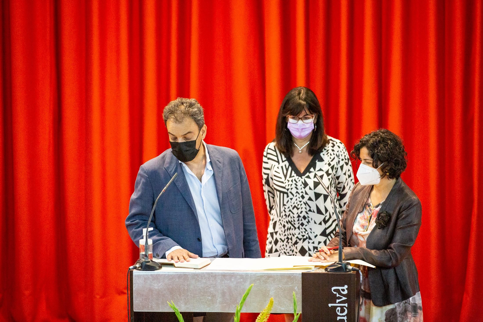 Imágenes de la toma de posesión del equipo de gobierno de la UHU