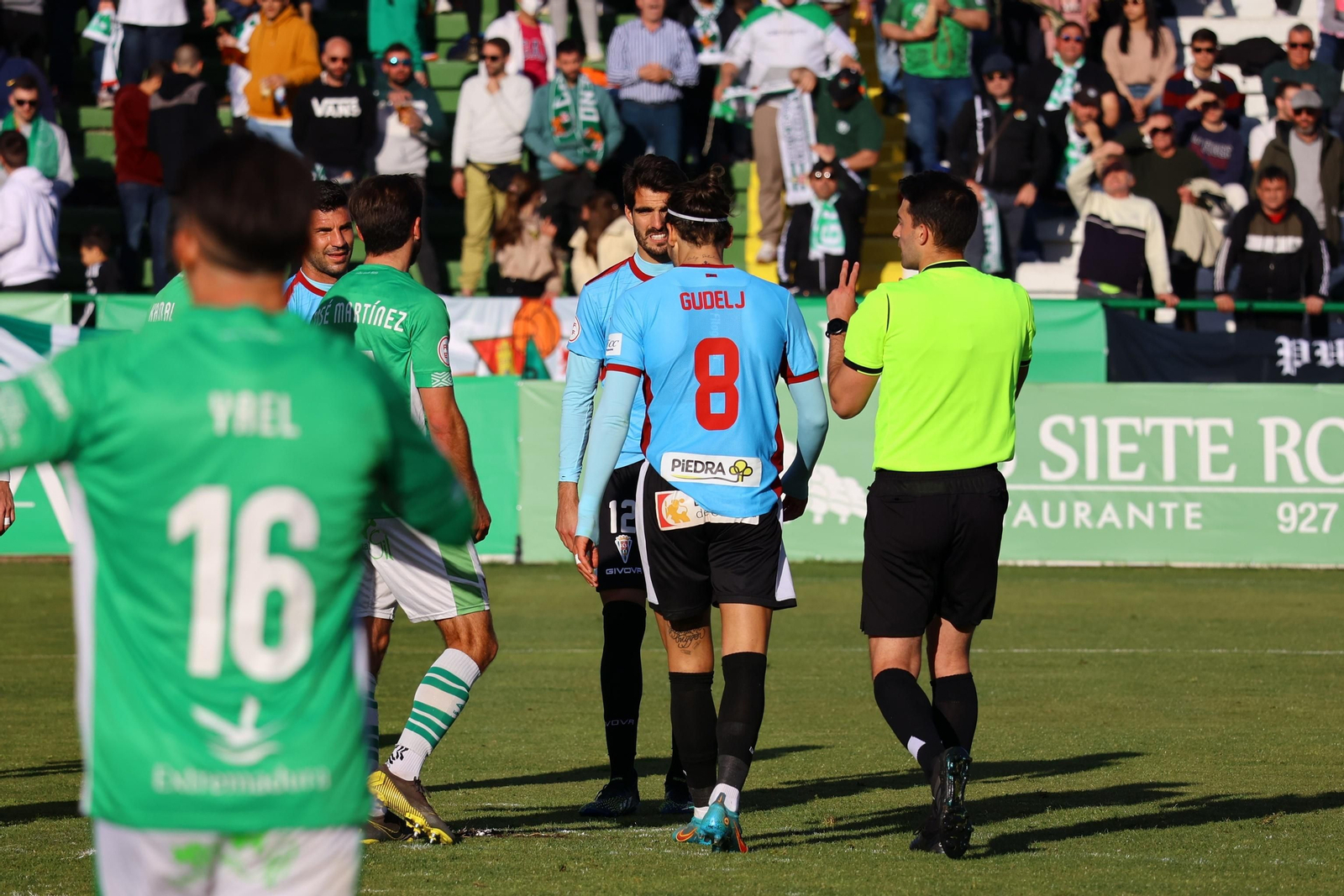 Las imágenes del empate del Córdoba CF en su visita al Cacereño