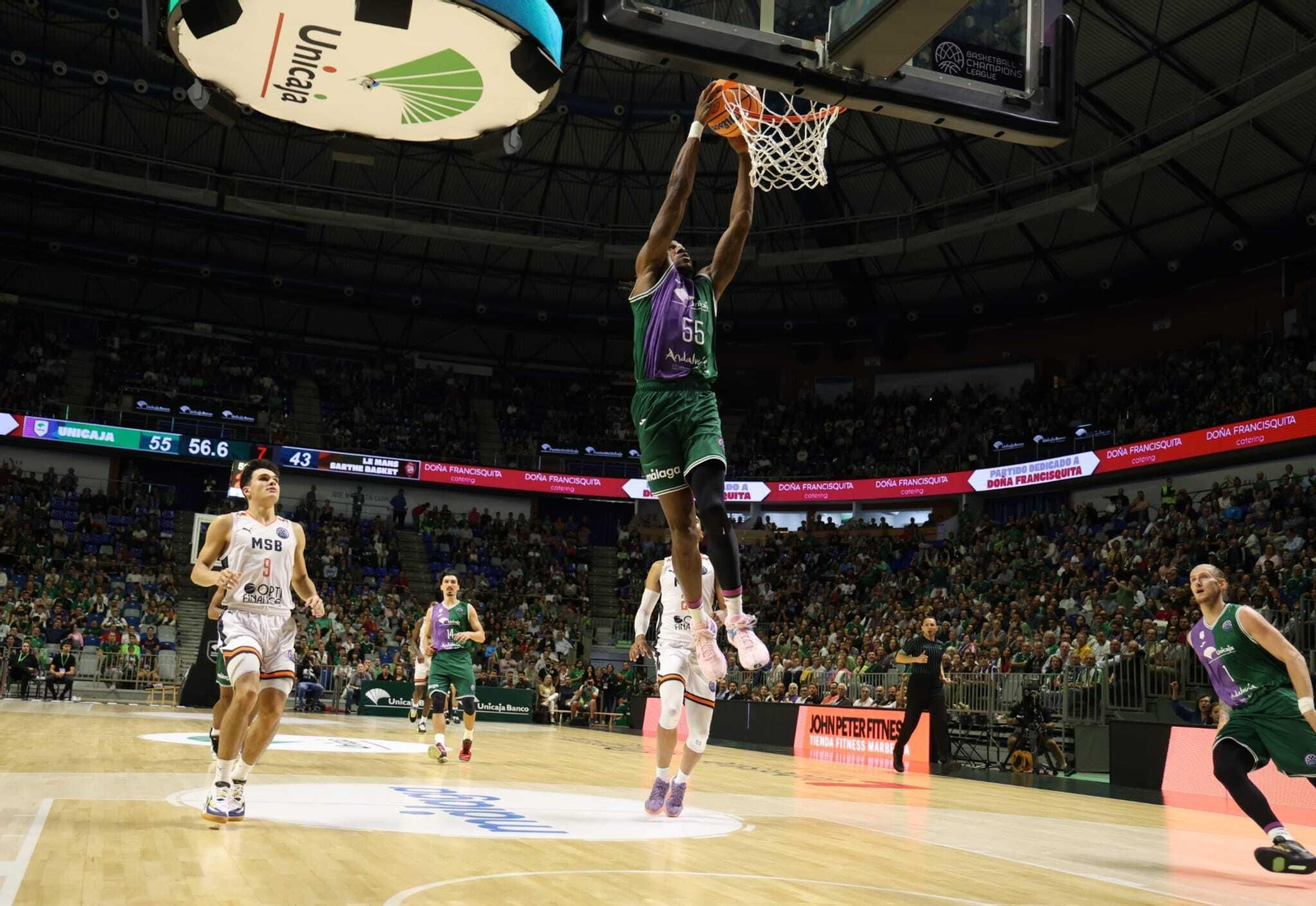 El Unicaja-Le Mans, en fotos