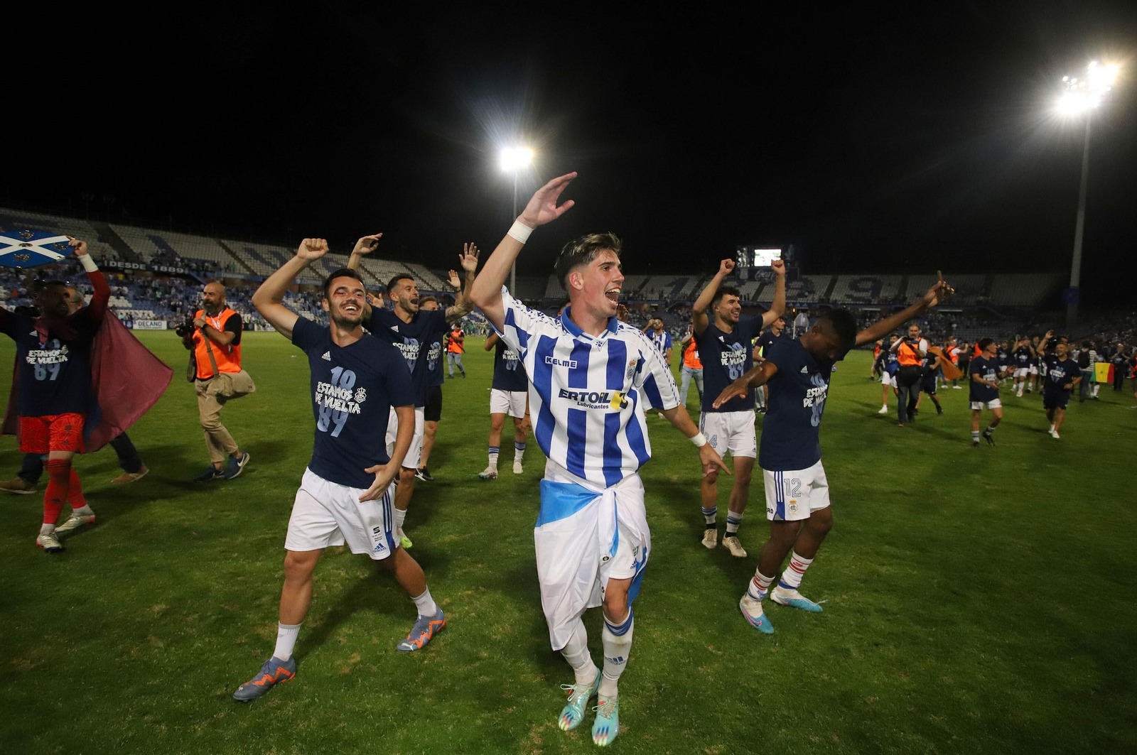 Las imágenes del ascenso del Recre a Primera RFEF