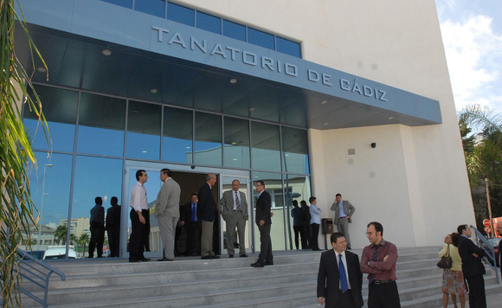 El cementerio mancomunado congela los precios de los servicios funerarios