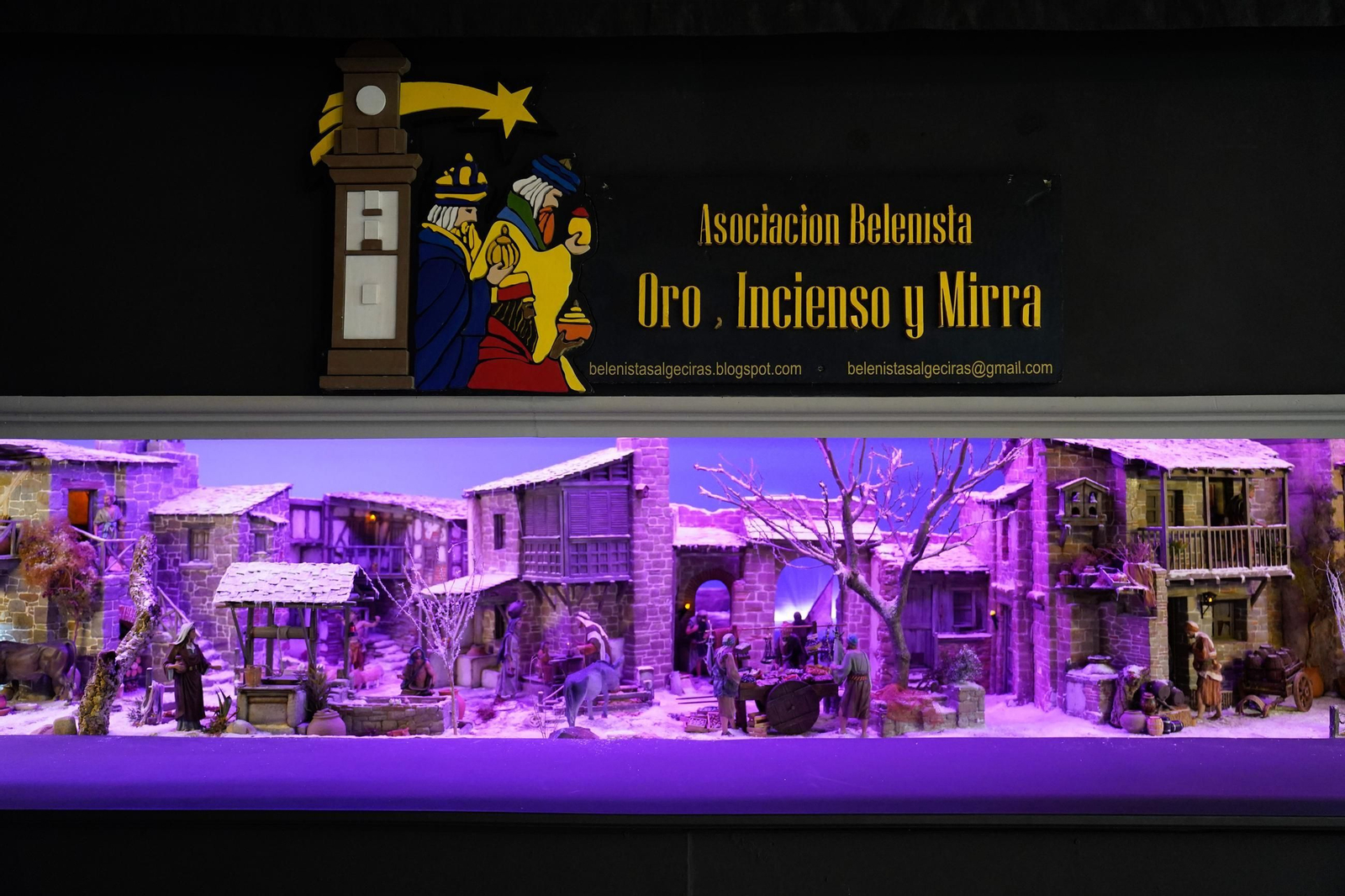 Fotos del Belén de la Asociación de Belenistas de Algeciras `Oro, Incienso y Mirra´, en la Sala del Mercado Hotel Garrido