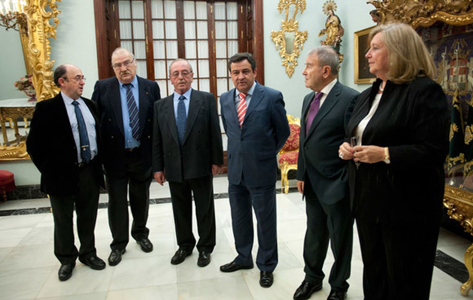 Presentado el libro 'Semblanzas de Presidentes de la Diputación de Cádiz 1812-2012'