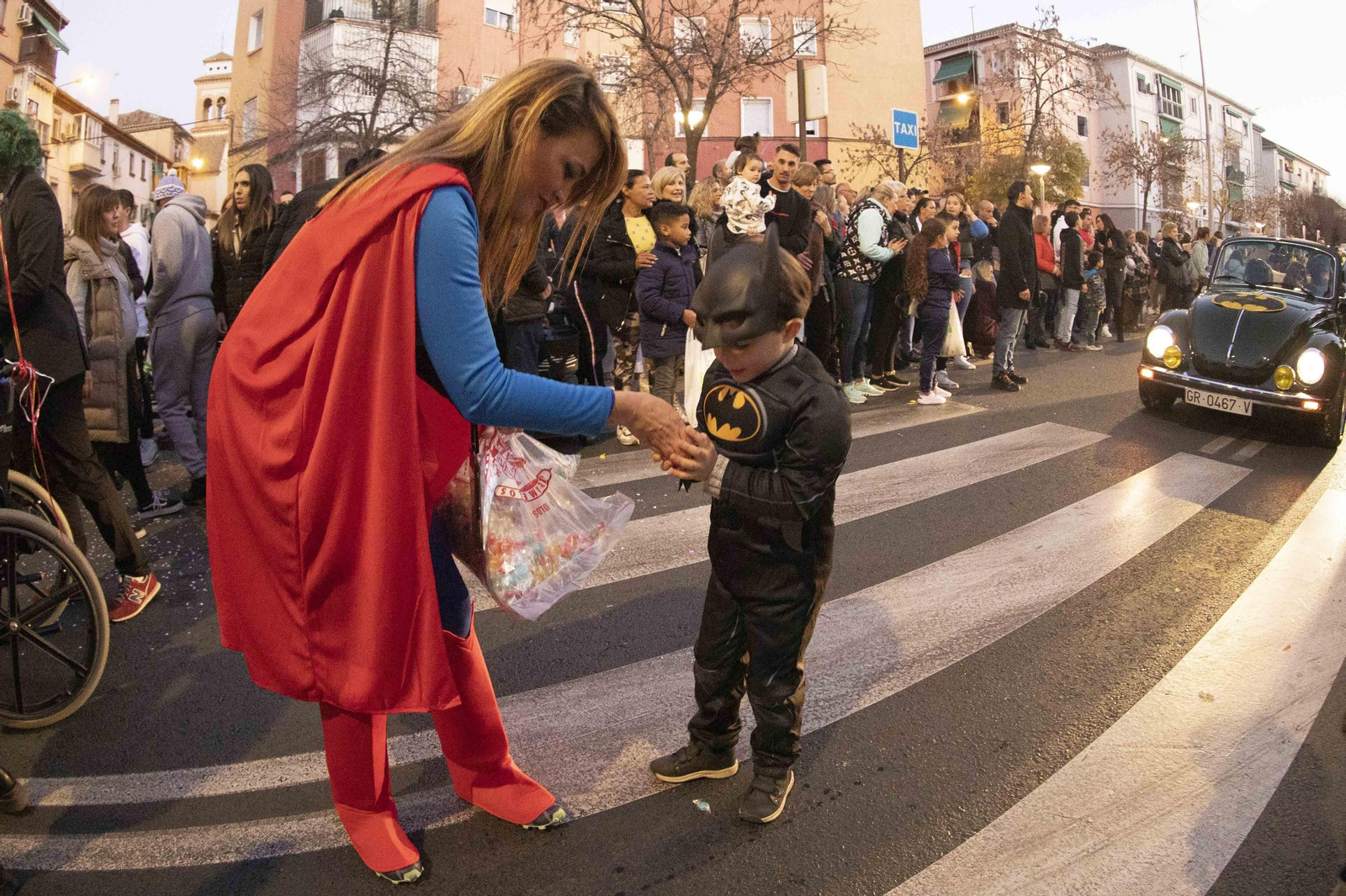 La cabalgata de los Reyes Magos de Granada, en imágenes