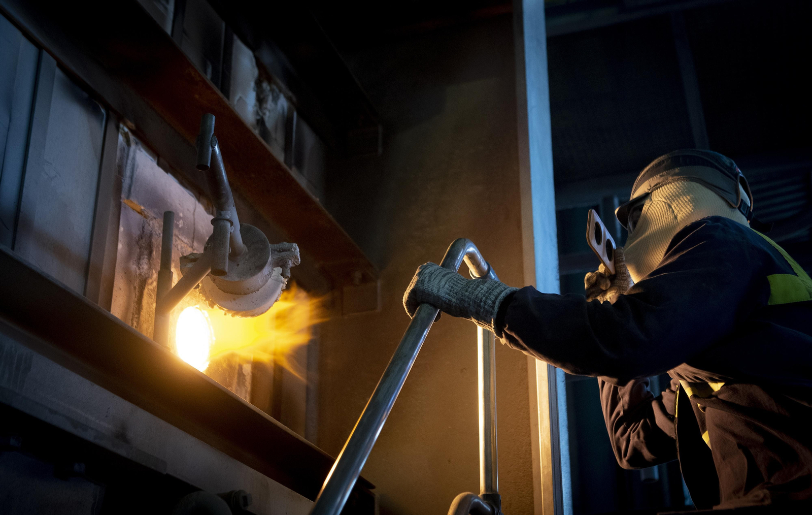 El corazón de una planta de reciclaje de vidrio, en imágenes