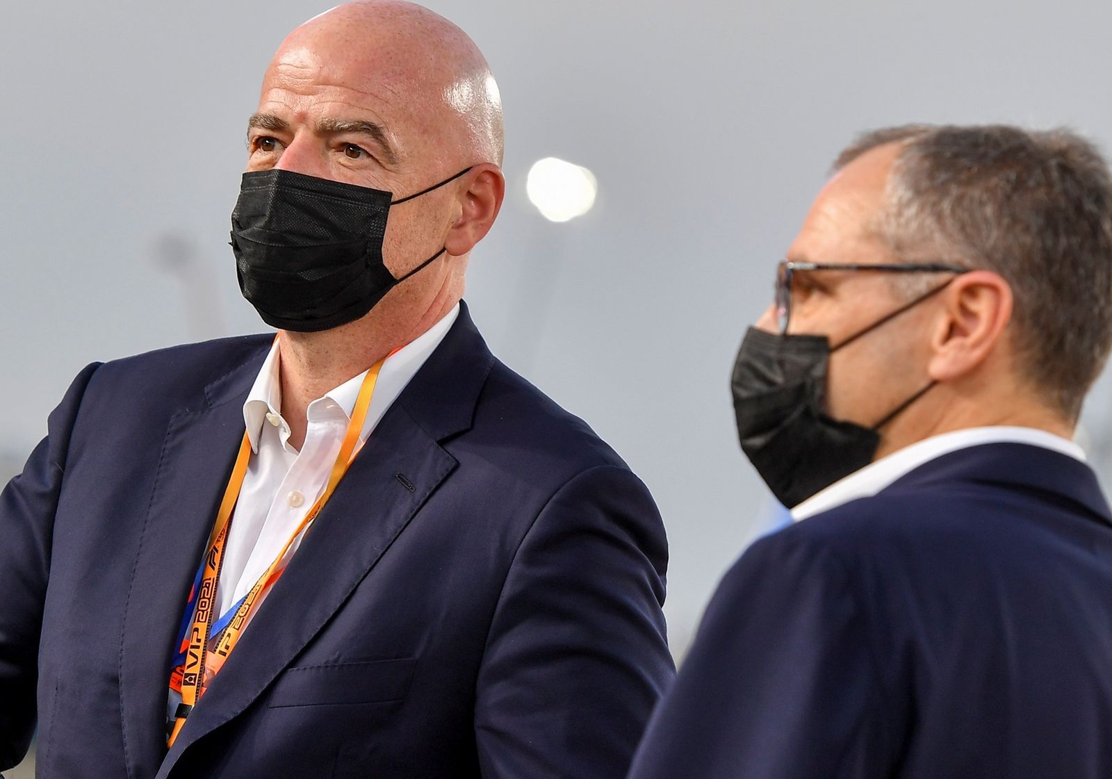 El presidente de la FIFA, Gianni Infantino (i).