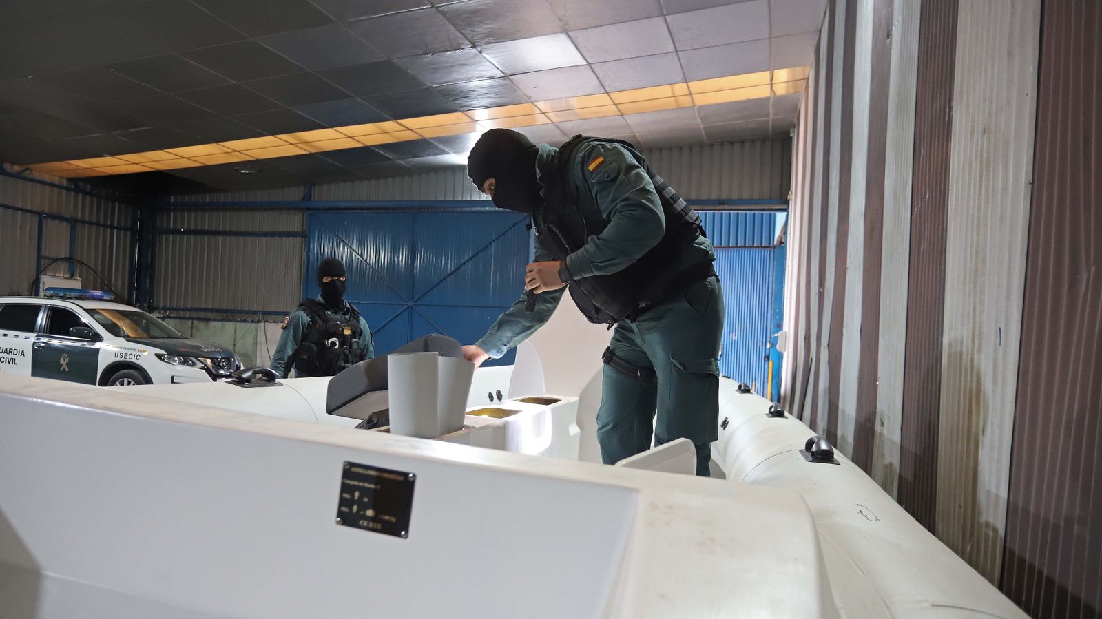 Fotos de los registros de la Guardia Civil en El Cobre