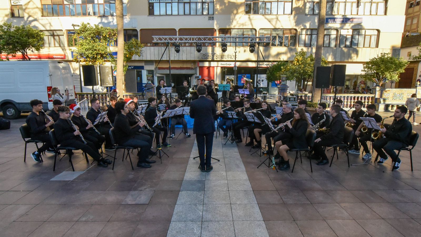 Concierto de Navidad de los alumnos de la Escuela sanchez Verdú en la Plaza Alta