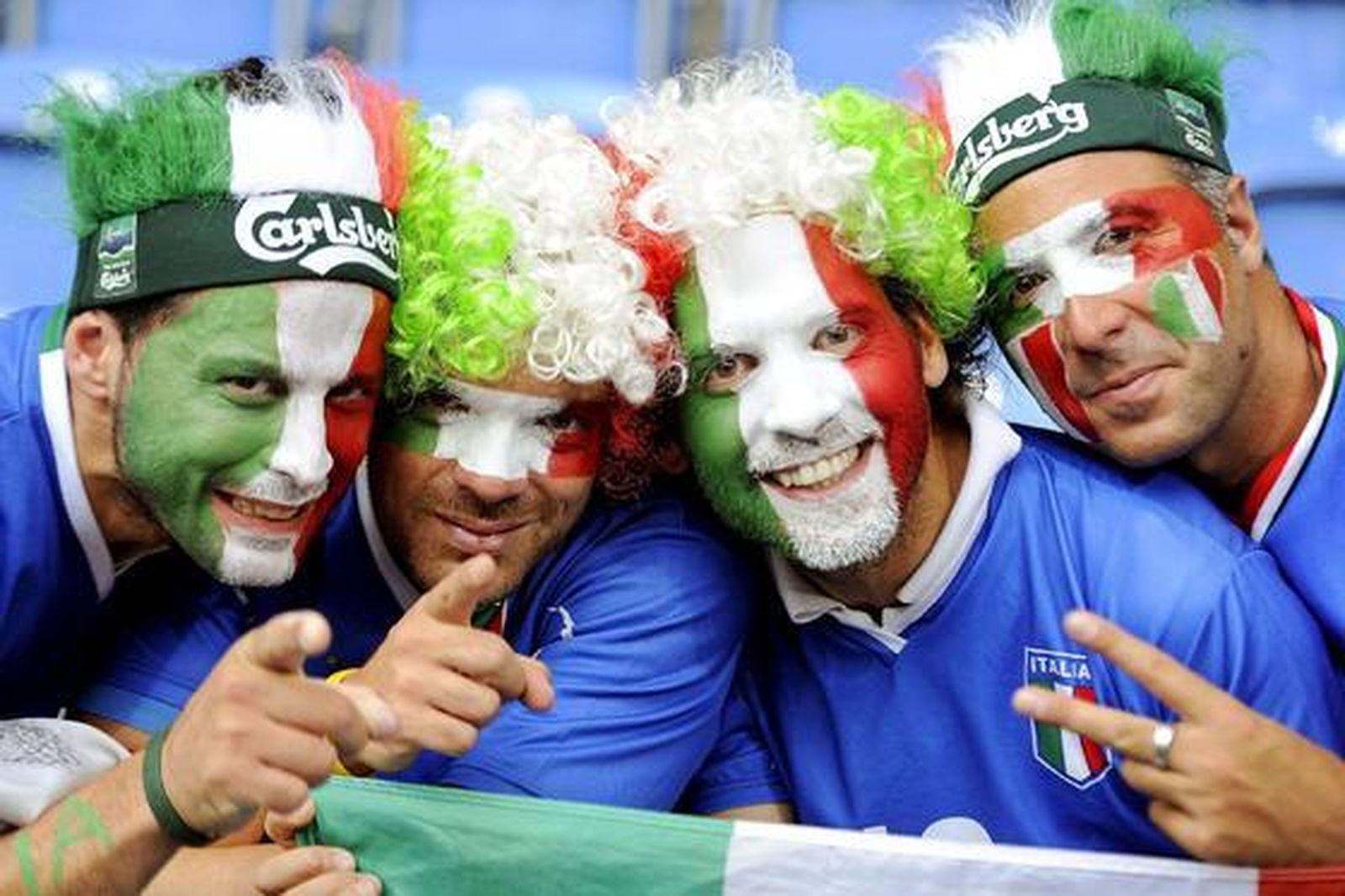 Italia vence a Irlanda con goles de Cassano y Balotelli.  Foto: EFE