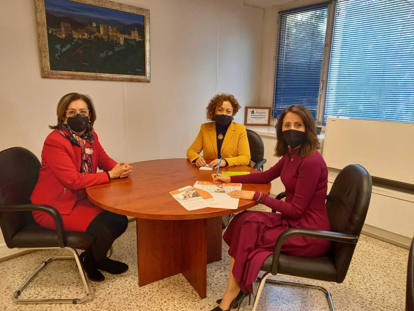 Reunión de la diputada, Carmen Belén López, con el Foro.