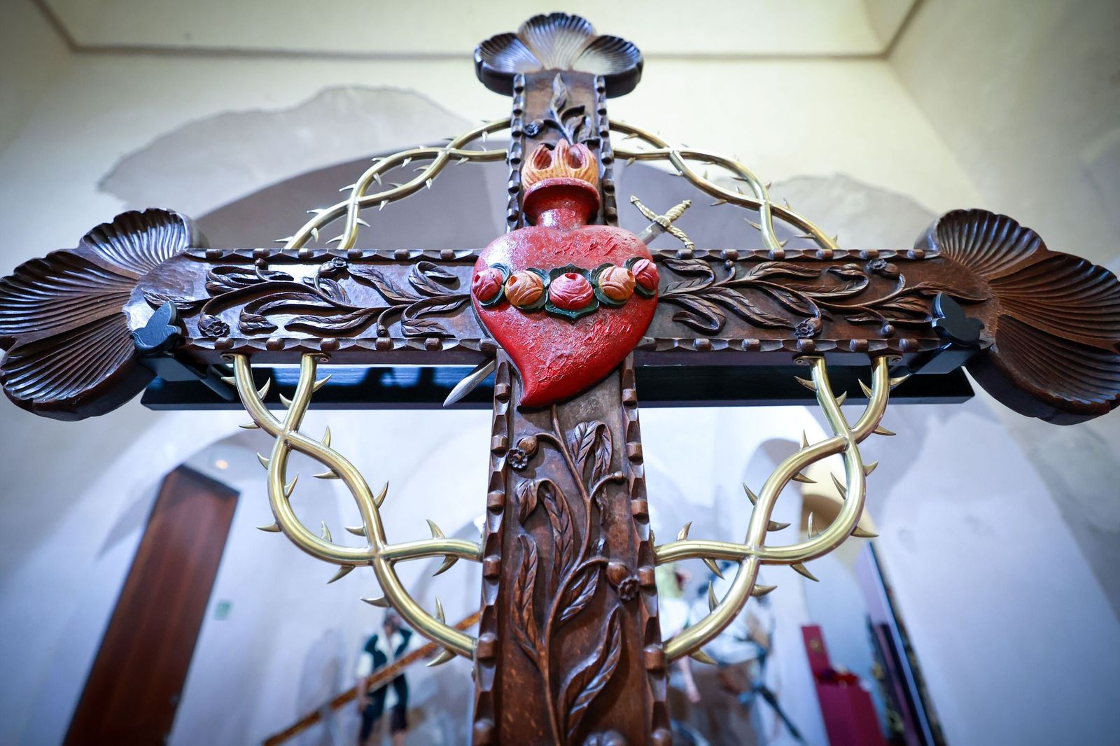 Inaugurada en San Fernando la exposición cofrade Passio Domini: las imágenes