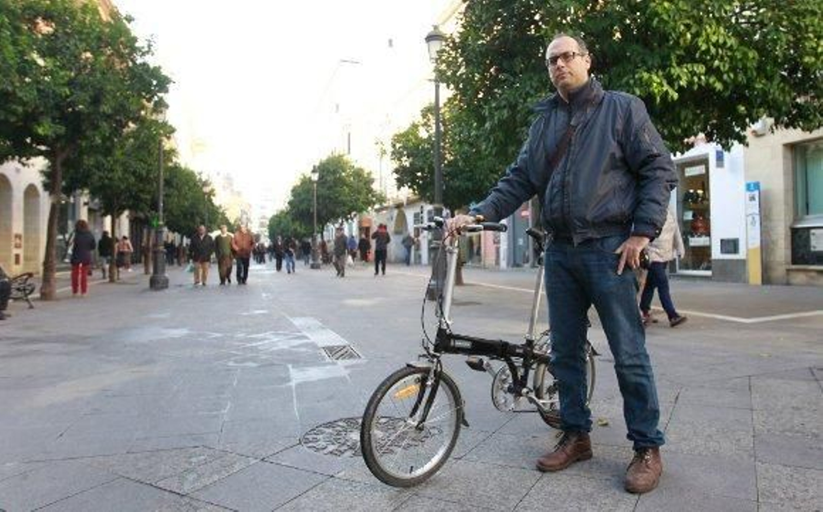 "En el centro hacen falta itinerarios; decir que es 'ciclable' es crear conflicto"