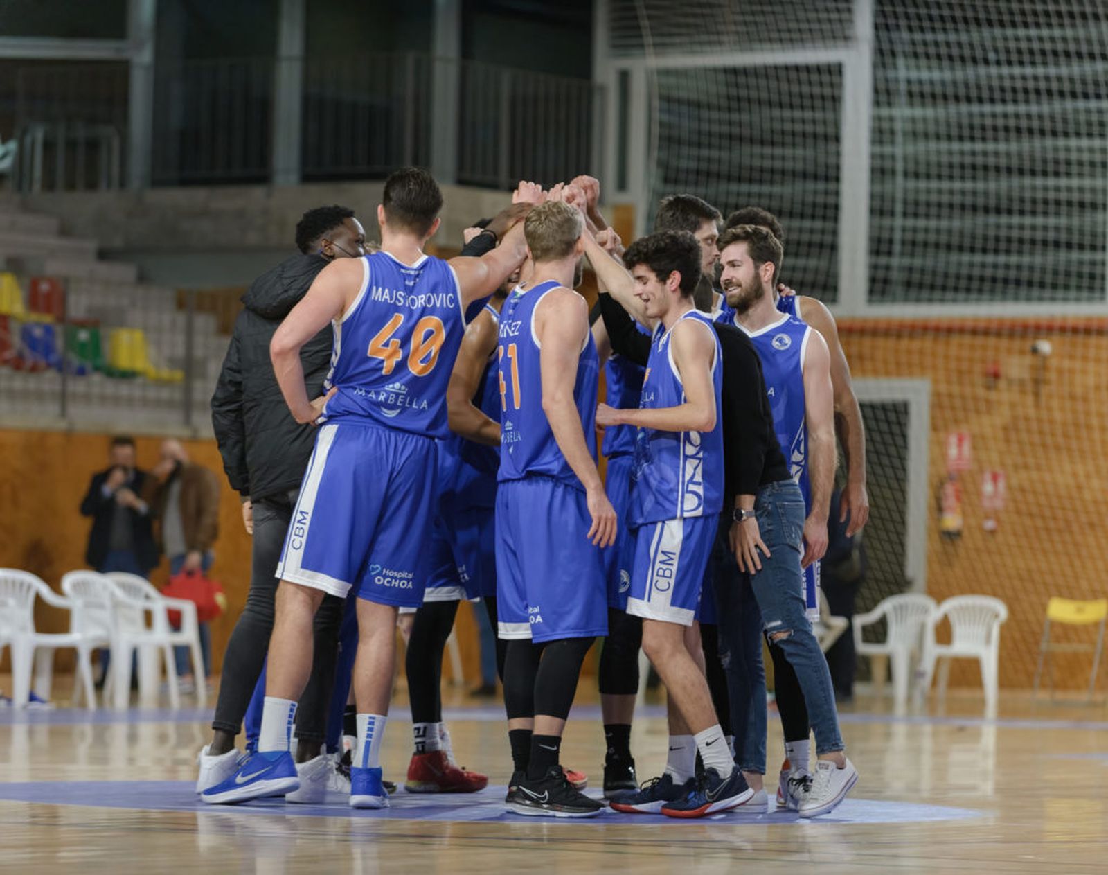 El CB Marbella hace piña.