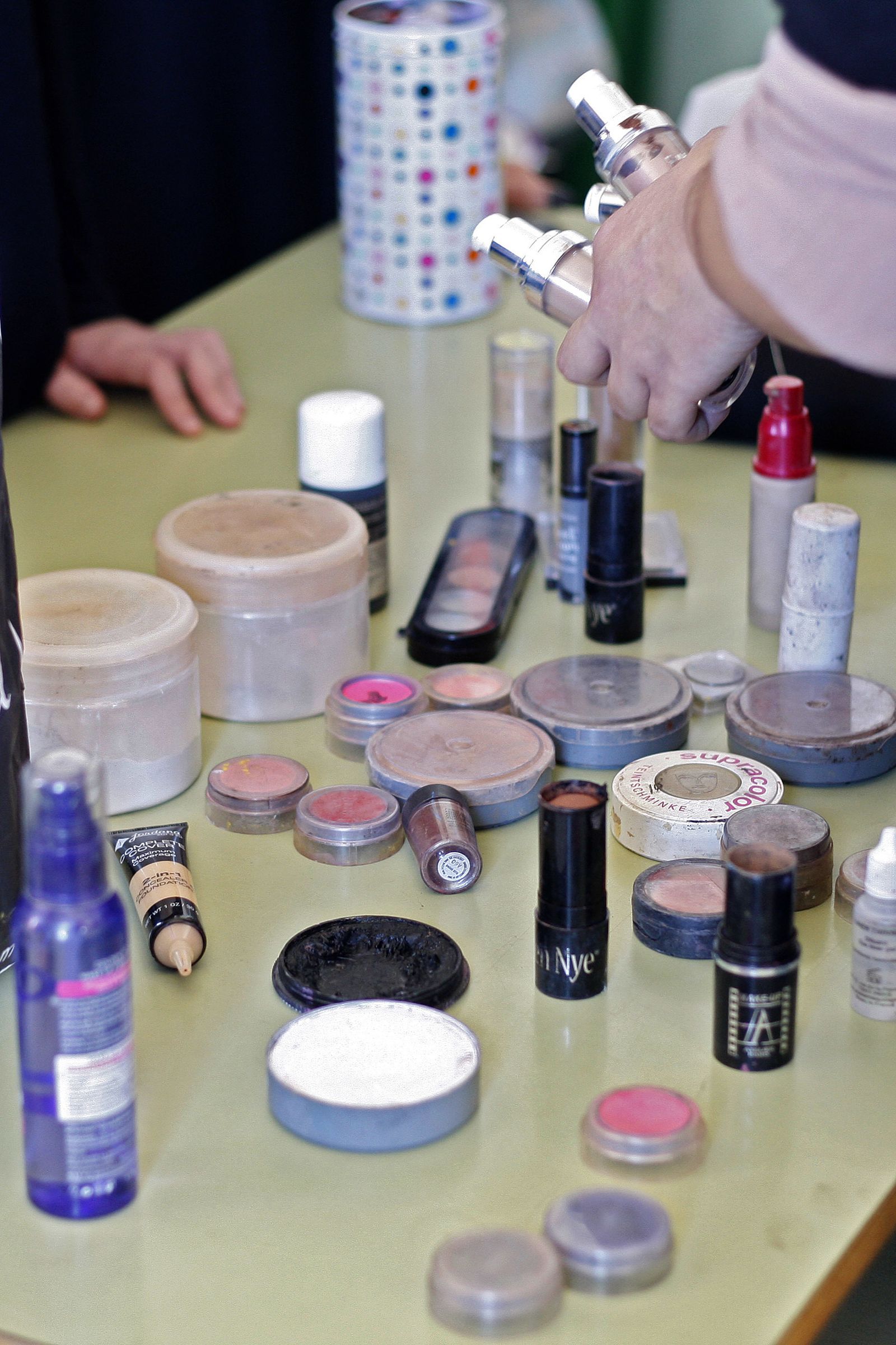 Así se convierten en simios 'Los irracionales' de Bienvenido