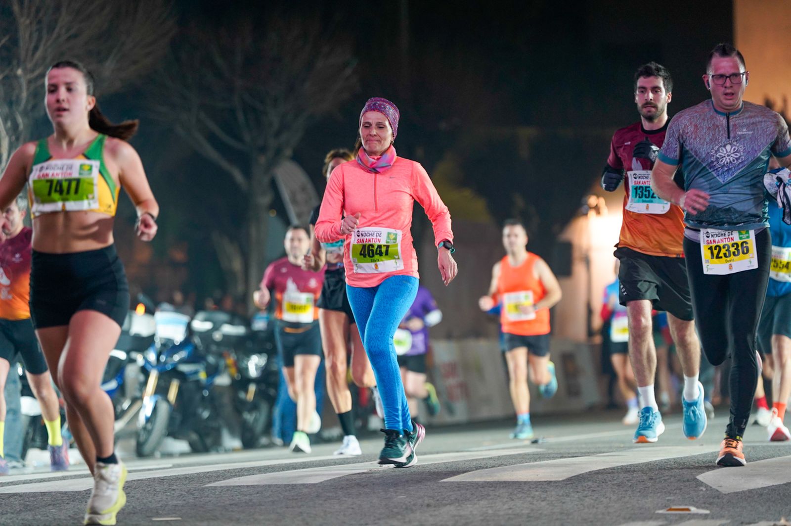 En imágenes: búscate en tu llegada a meta de la Carrera de San Antón 2026 (10)