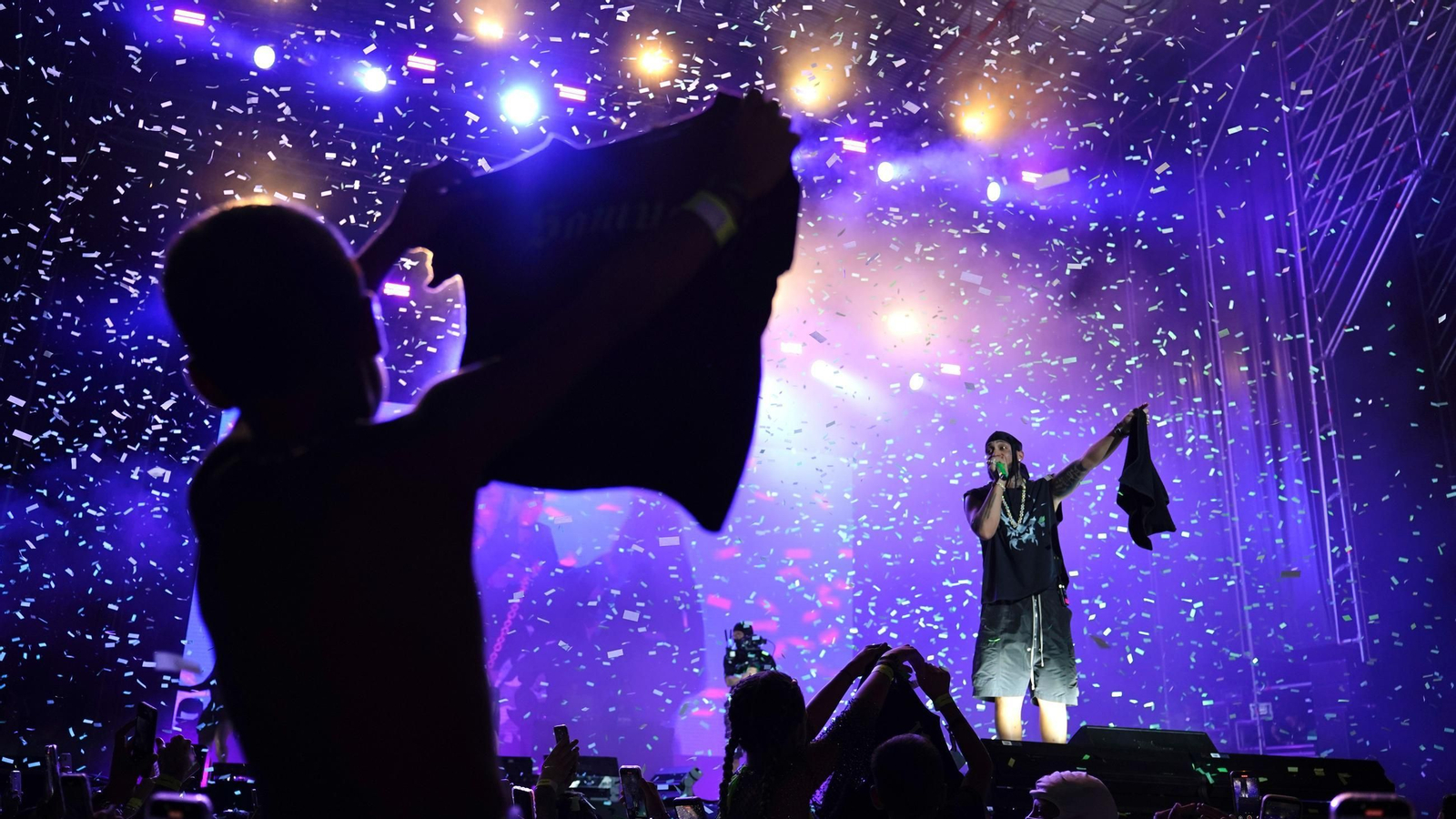 El concierto de JC Reyes en el Cabaret Festival de Algeciras, en imágenes
