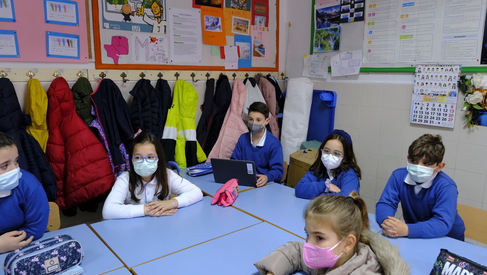Imágenes de la visita del Alcalde de Almería al Colegio La Safa, por su 75 aniversario.