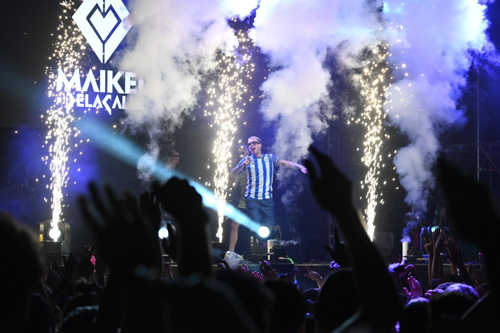 Las imágenes del concierto de Maikel Delacalle en las Fiestas Colombinas de Huelva