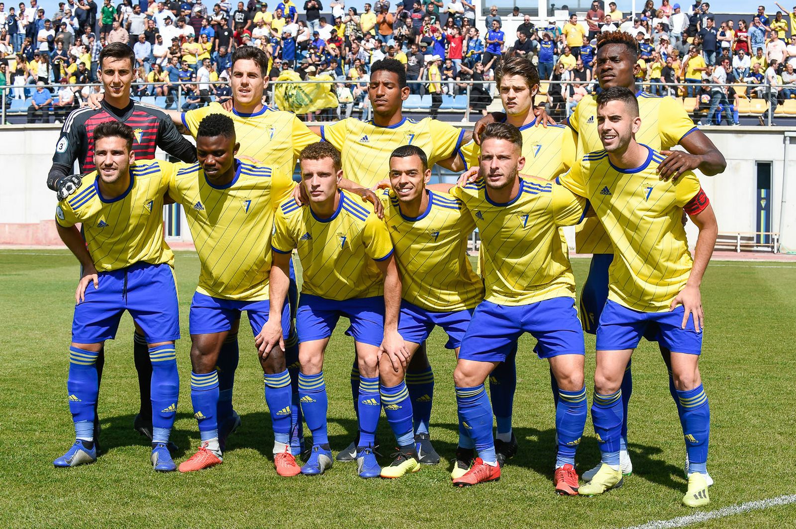 El once inicial del Cádiz B frente al Xerez DFC.