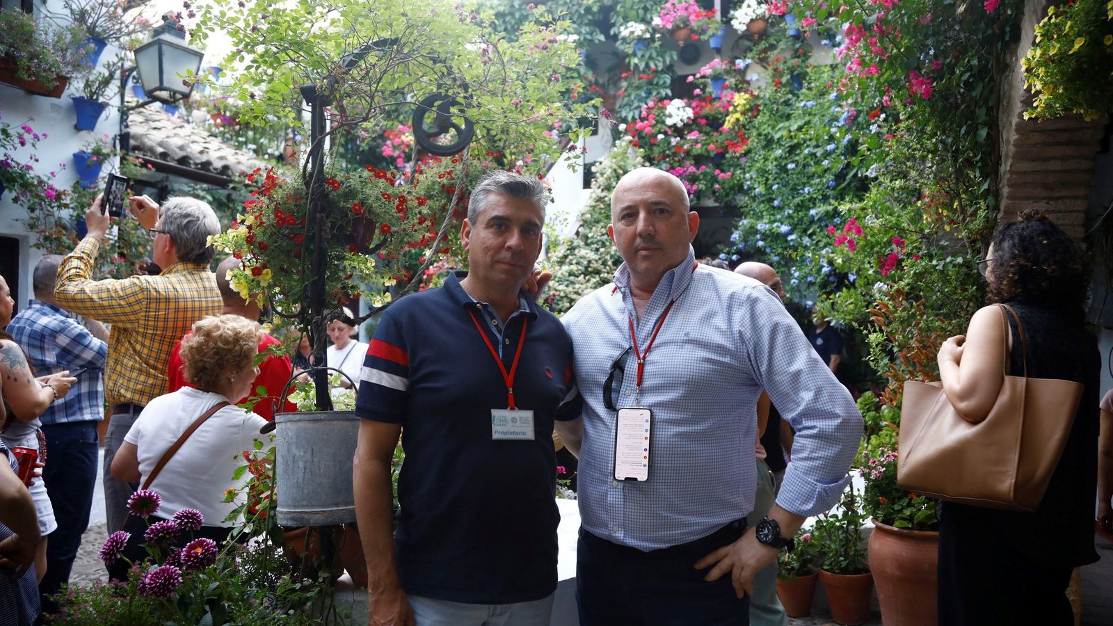 Miembros de Amigos de los Patios en San Basilio, 44 Miembros de Amigos de los Patios en San Basilio, 44