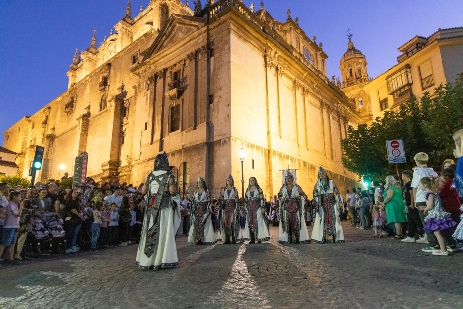 Pregón de David Uclés y cabalgata por la Feria de San Lucas