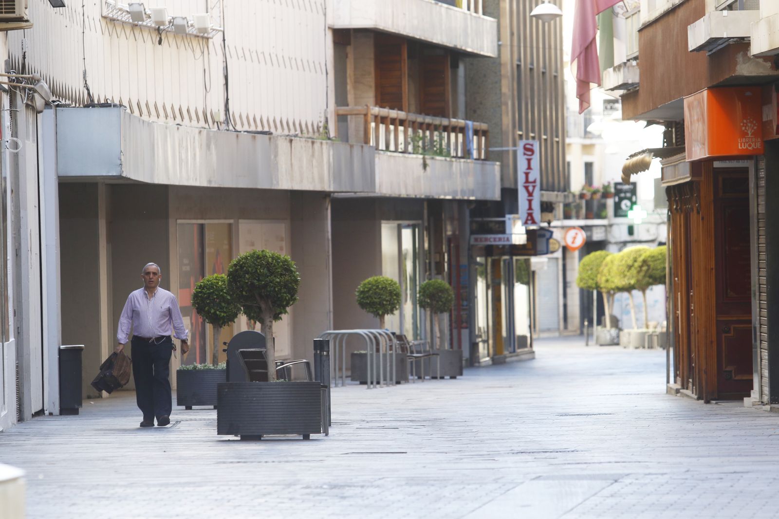Estas son las fotografías de un Viernes de Dolores en plena cuarentena
