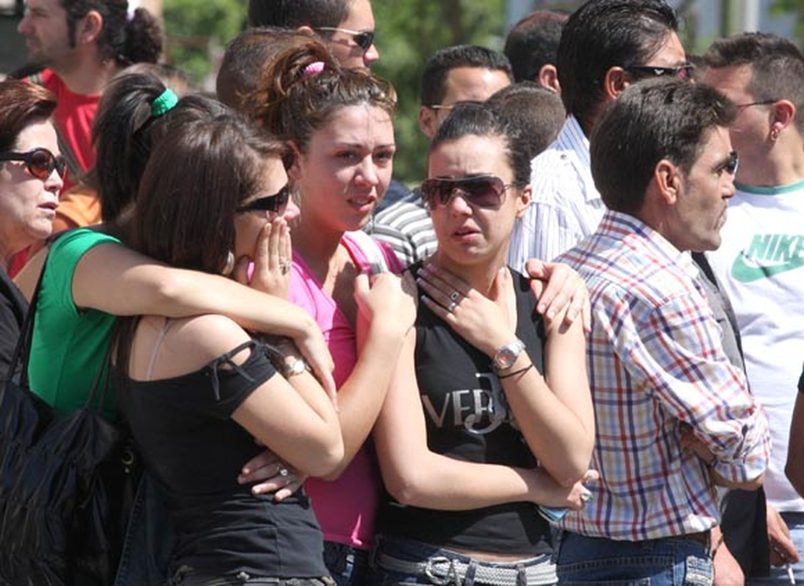 Funeral en el pabellón cubierto de Brenes mañana a las 11.00