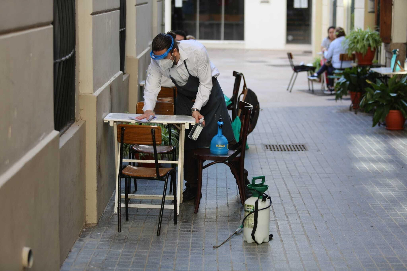 Desescalada: Málaga inicia la fase 1 con pocos bares abiertos