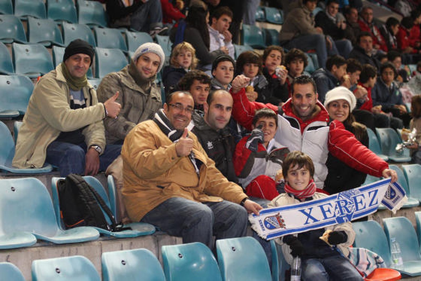 El equipo azulino se impone en el Helmántico y encadena así seis victorias seguidas, colocándose cuarto en la tabla./ Fotos: LOF

Foto: LOF