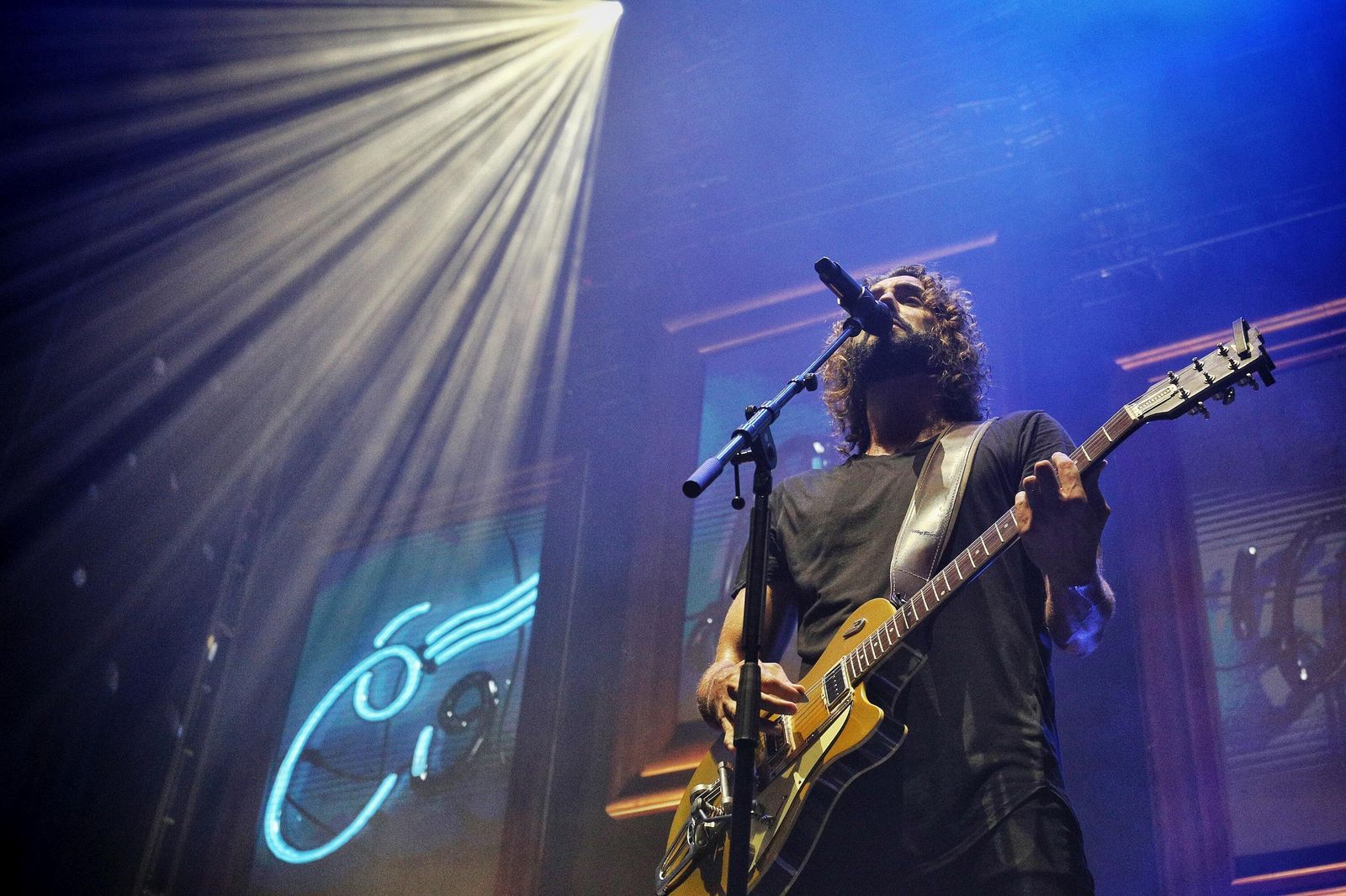 Izal, en un momento de su concierto en Cádiz.