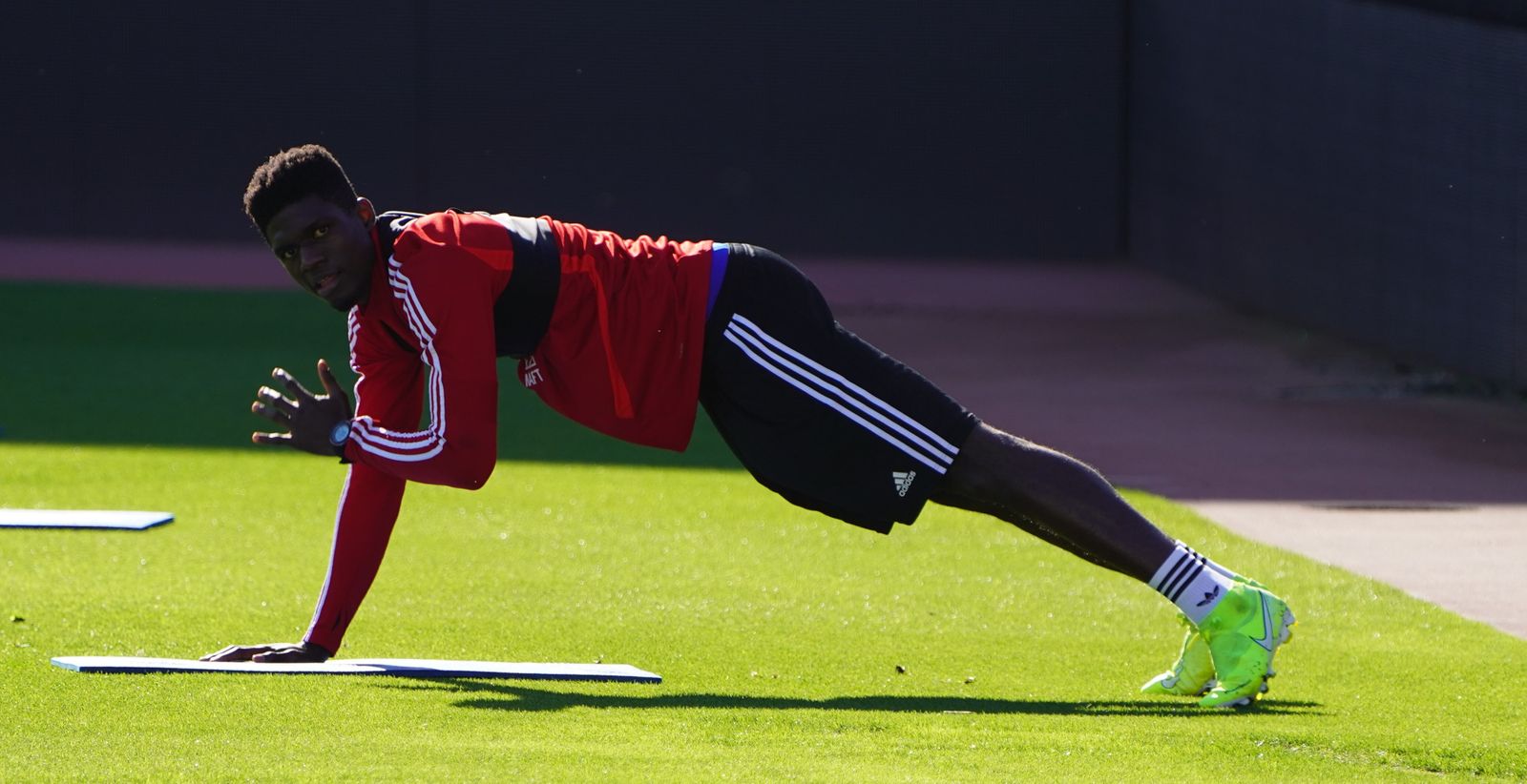 Imágenes del entrenamiento individual del lunes en Estadio y Anexo