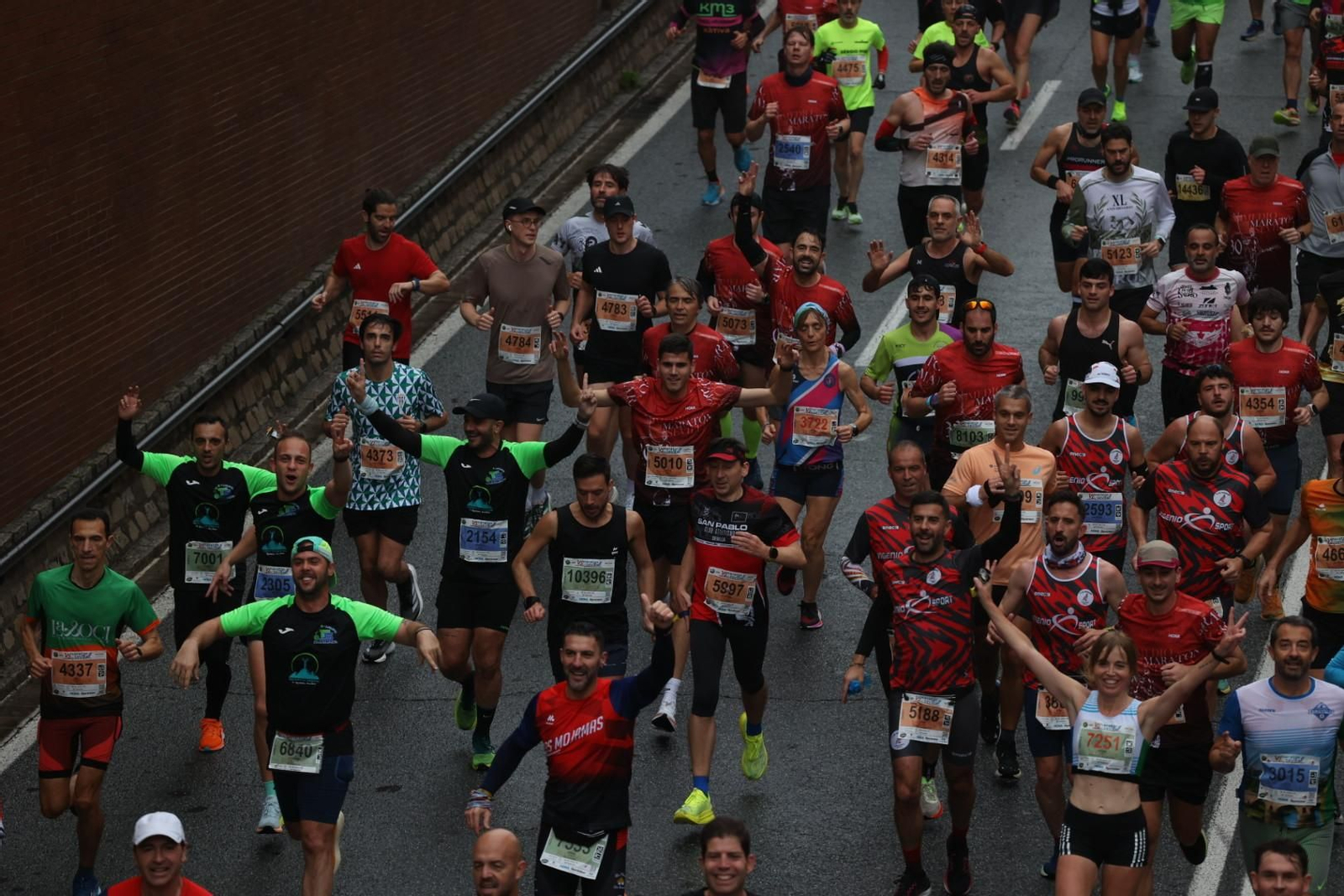 Búscate en la Media Maratón de Sevilla 06