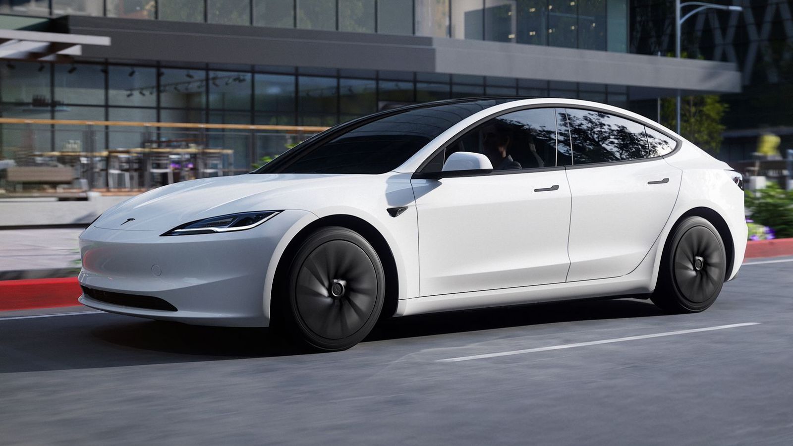 Recientemente Tesla ha incorporado a la oferta de su Model 3, líder de ventas entre los eléctricos, la versión Standard, que le ha permitido reducir el precio desde de esta berlina.