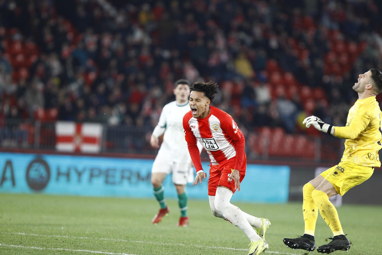 Las imágenes del partido U.D. Almería-S.D. Huesca