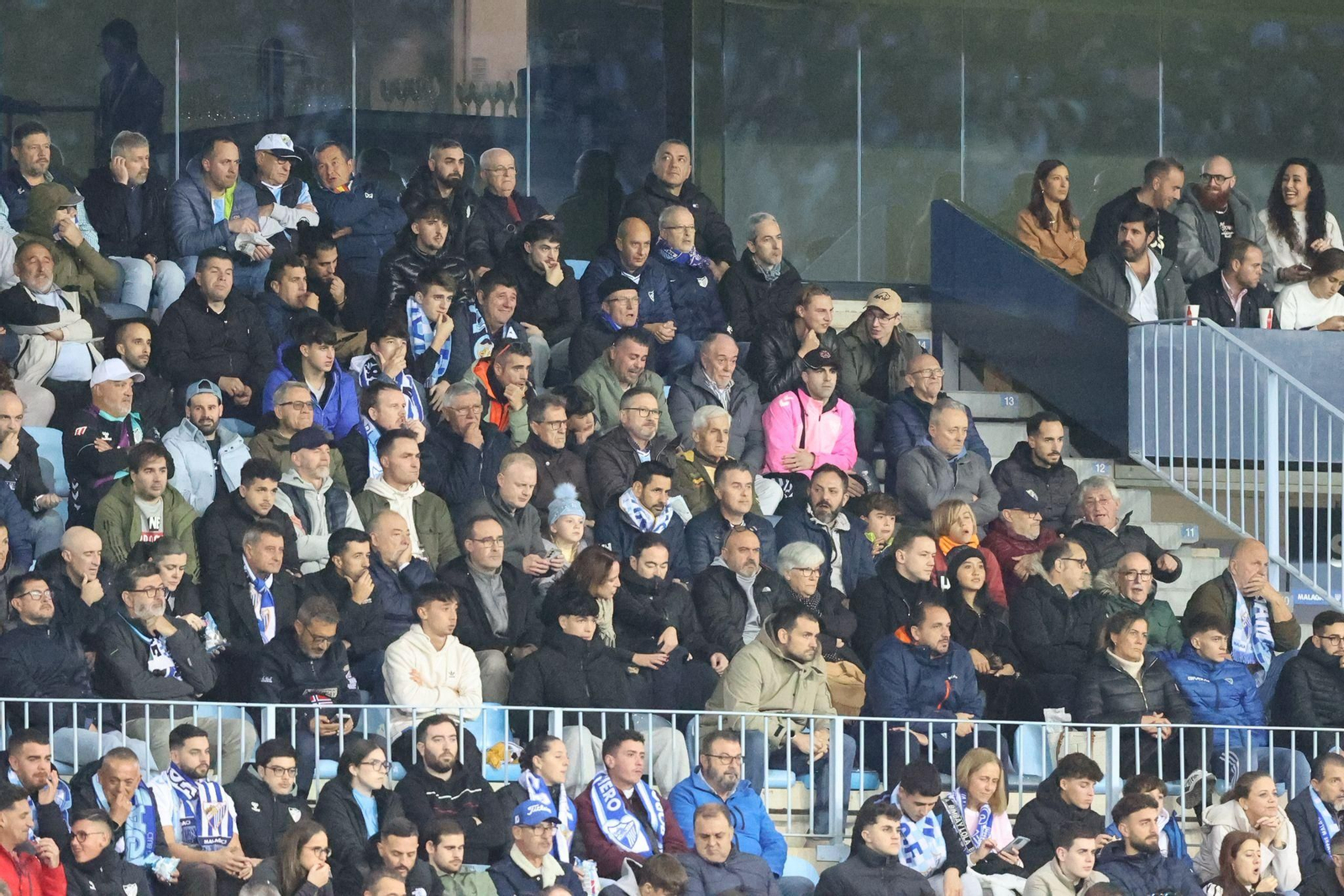 Búscate en las gradas de La Rosaleda en el Málaga CF-Zaragoza