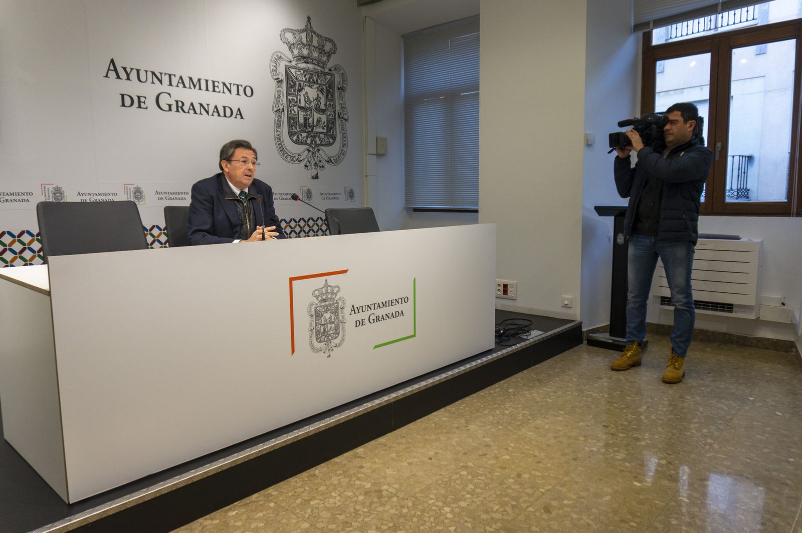 El concejal del PP Carlos Ruiz Cosano en rueda de prensa.