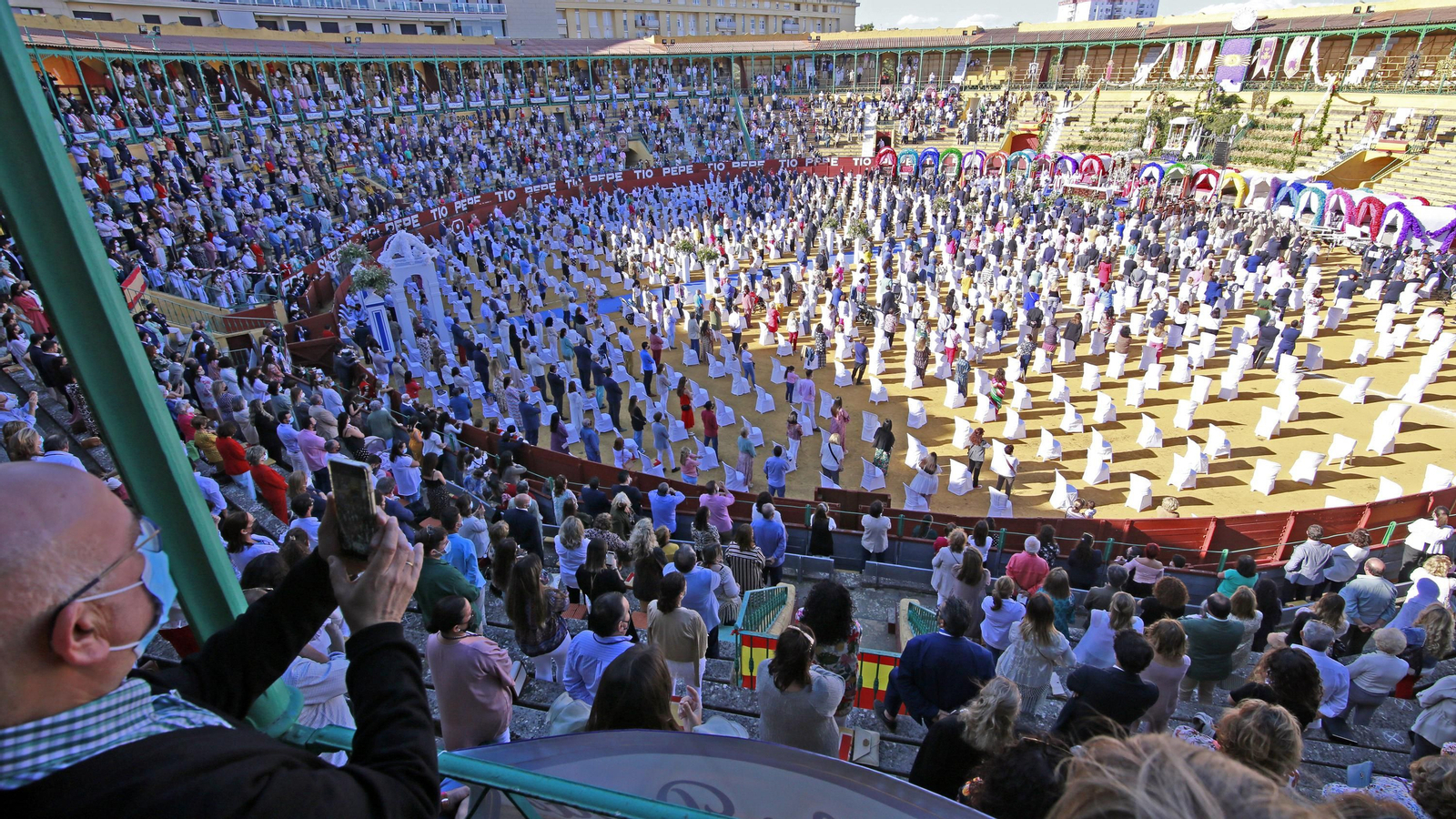 Imágenes de la Misa de Pentecostés en la Plaza de Toros de Jerez