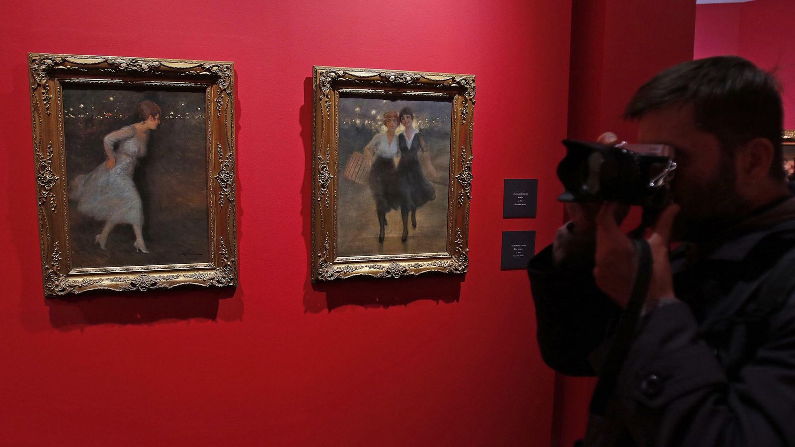 'Pareja' y 'Dos amigas', de Antonio Utrillo.