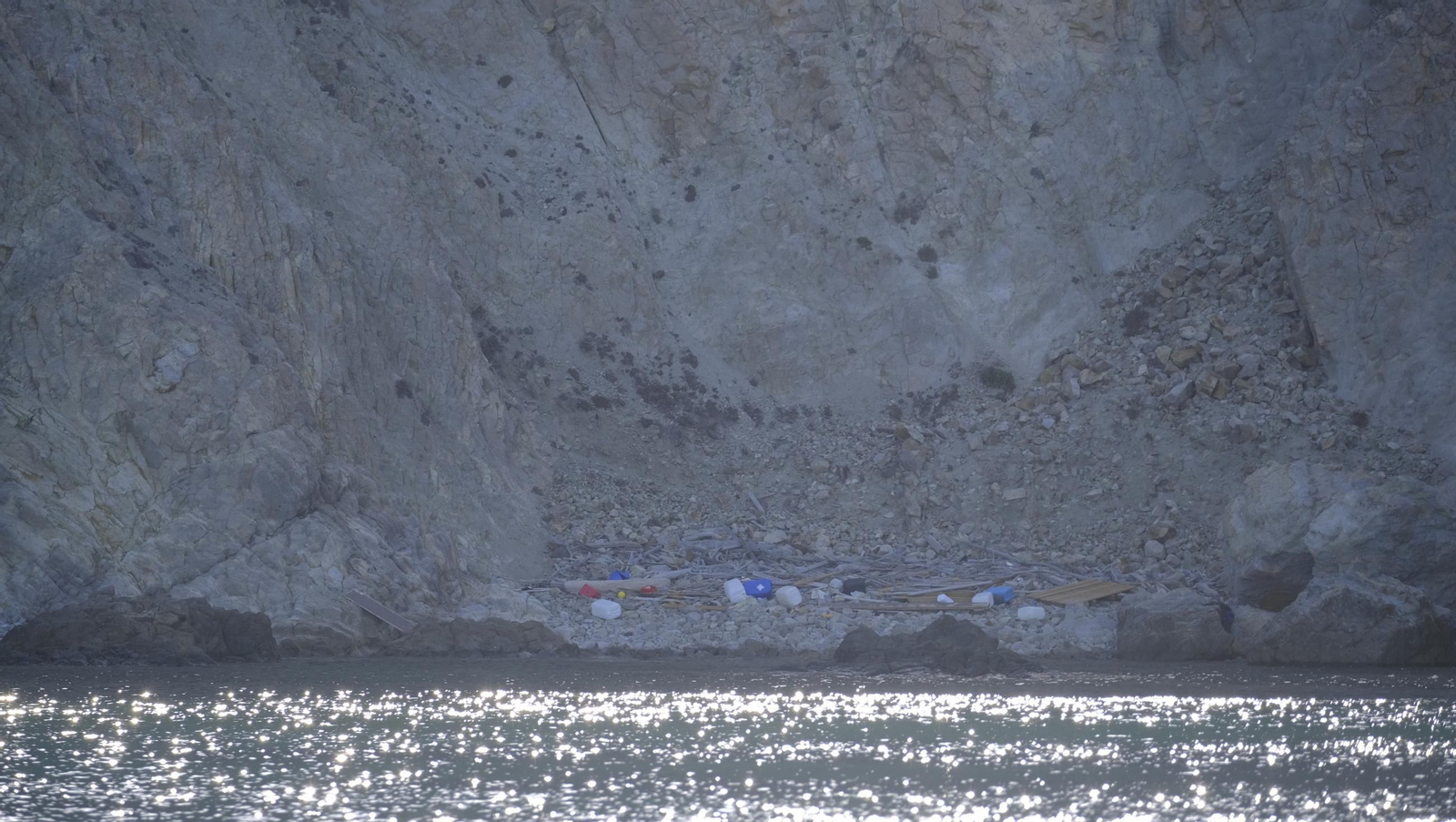 Una jornada con el servicio marítimo de la Policía Local de Níjar, en imágenes