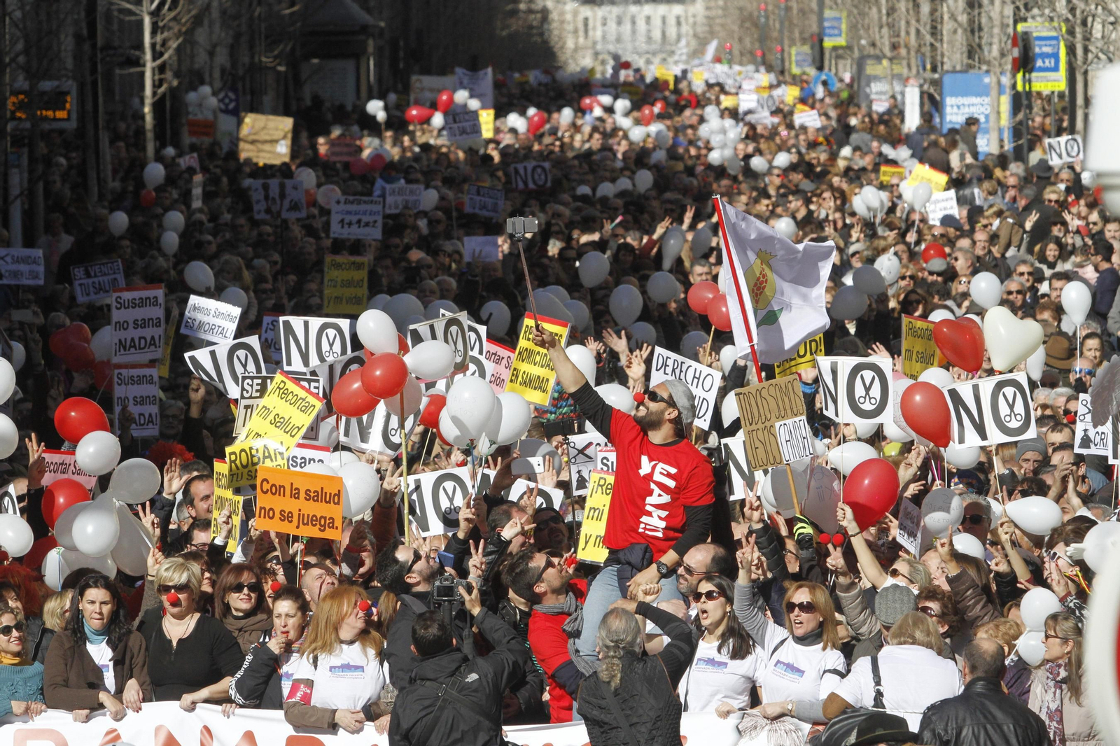 La marea blanca, en Granada