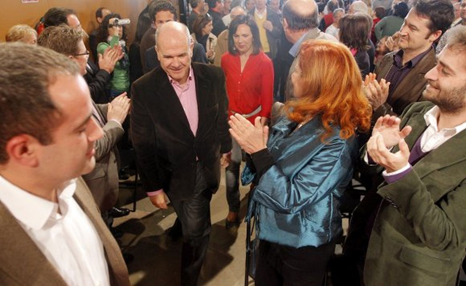 Chaves: "Rajoy sólo será presidente si los españoles acaban resignándose"