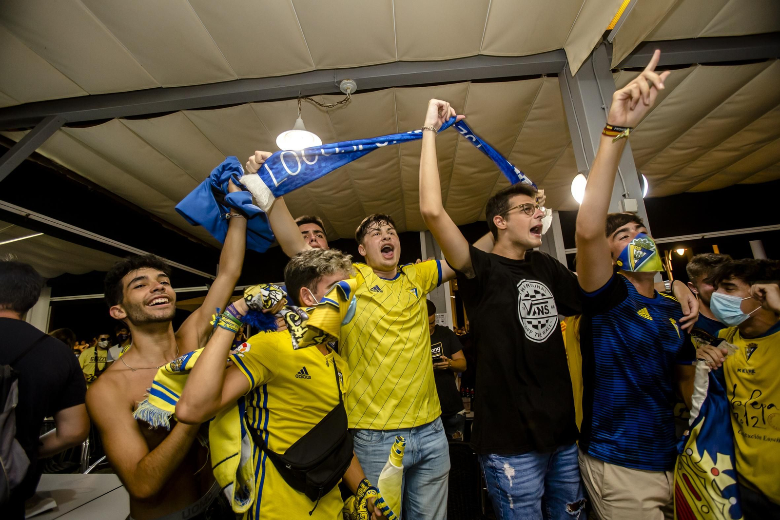 Así han vivido los cadistas la victoria del Oviedo
