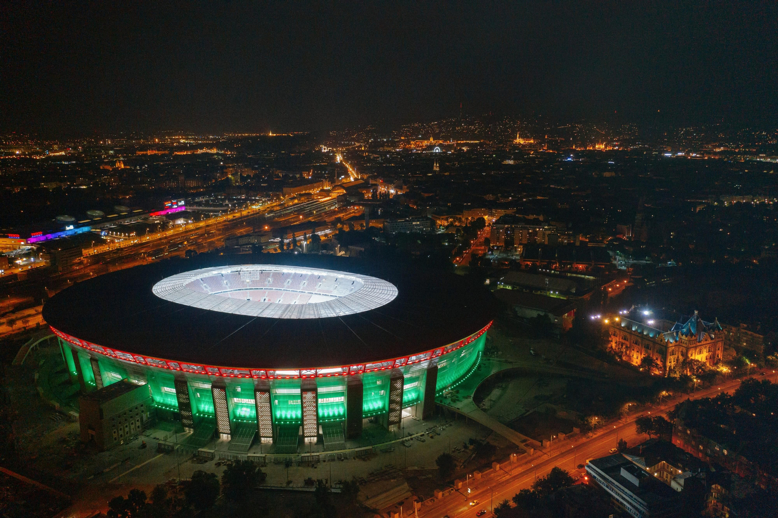 Panorámica del Puskas Arena, donde se juega la final el 31 de mayo.